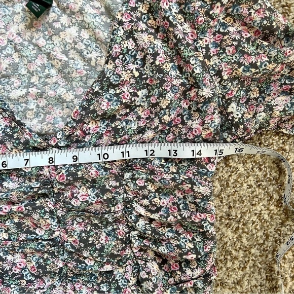 🦋 Wild Fable Floral V-Neck Long Sleeve Cropped Blouse Medium Spring - Picture 7 of 7